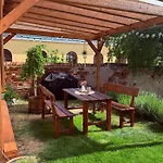 منزل للإقامة Tradicejinak Dolní Dunajovice